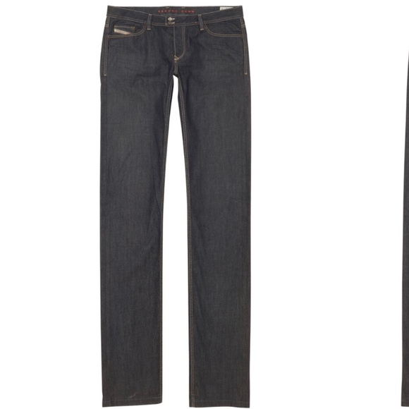 DIESEL Viker-R-Box Straight Cut Denim Jeans - Picture 1 of 7